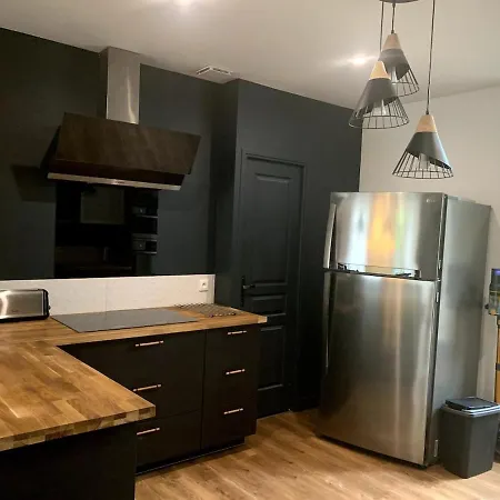 Titaie Maison Au Calme A 300m Du Centre لا بوربول
