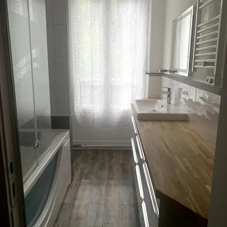 Titaie Maison Au Calme A 300m Du Centre