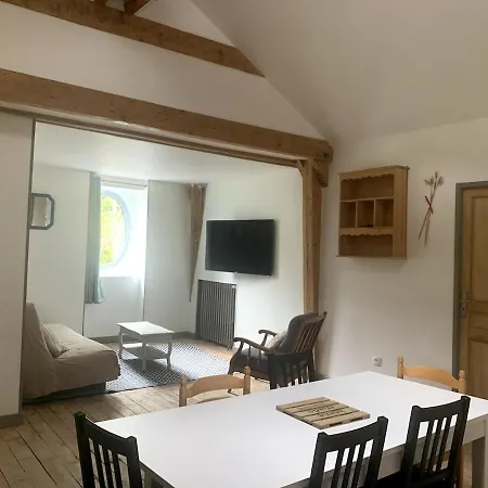 Titaie Maison Au Calme A 300m Du Centre 펜션