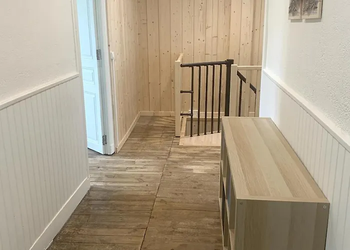 Titaie Maison Au Calme A 300m Du Centre Feriehus