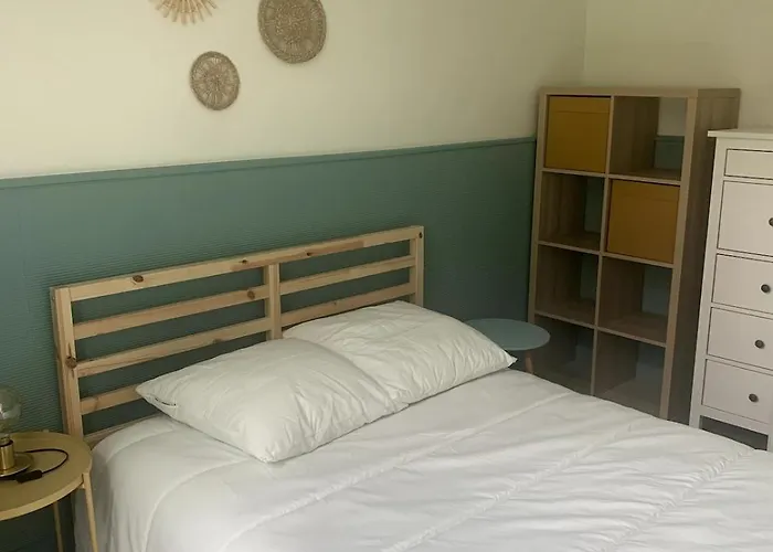 Titaie Maison Au Calme A 300m Du Centre 라루브불