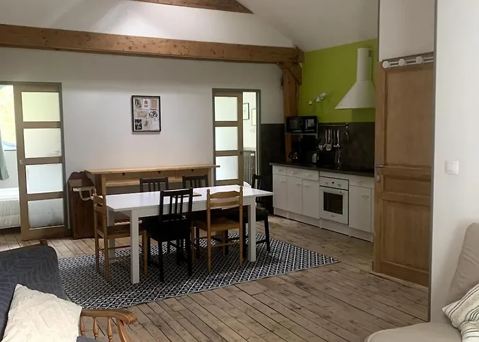 펜션 Titaie Maison Au Calme A 300m Du Centre *